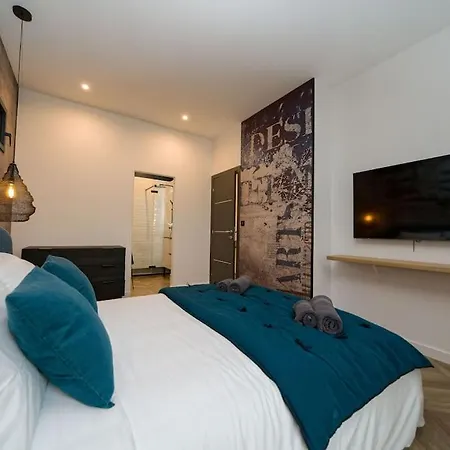 D'exception En Centre Sur Quai Sete